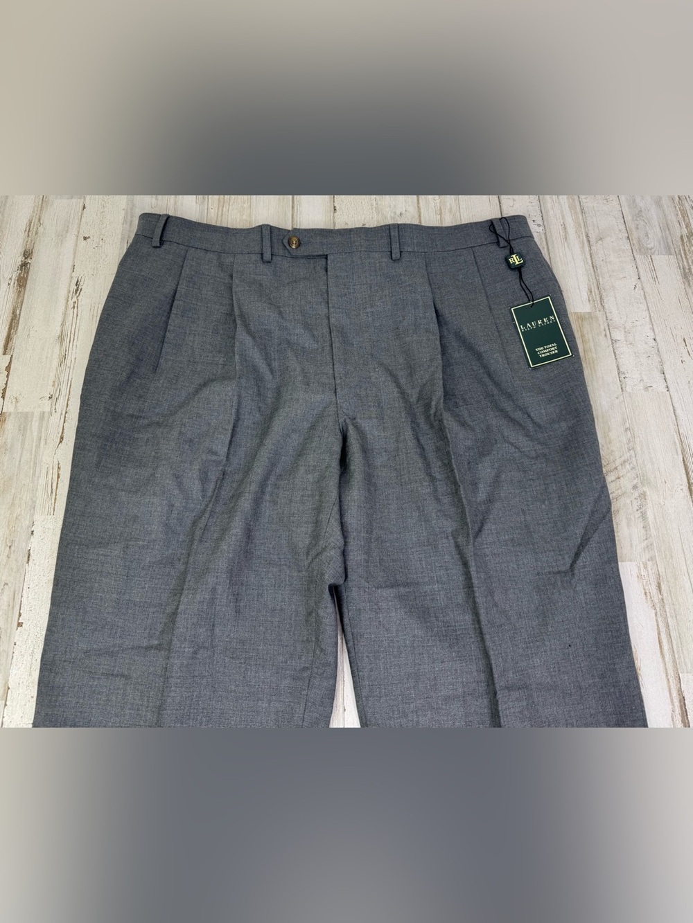 Lauren Ralph Lauren Gray 100% Wool Pleated Cuffed Dress Pants 42x30 NWT Read - Picture 2 of 12